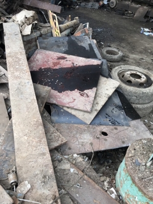 ขาย! เหล็กแผ่น เหล็กแผ่นเพลตใช้งาน แบ่งขายได้ ขายขึ้นกิโล กิโลละ 20 บาททุกอย่าง สภาพใช้งาน ติดต่อด่วน 086-479-9624 คุณวอลโว่