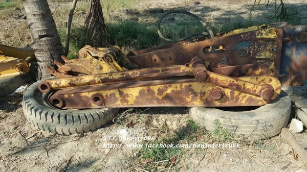 FROM JAPAN ขายถูกด่วนๆอาร์มต่อปลายบุ๊งกี๋ สำหรับรถไซค์ 200 ,220 /สลัก 80 มิล /ต่อยาวได้ถึง :1 เมตร 70 เซนติเมตร