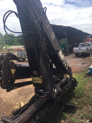 เฮี๊ยบ ยกได้ ขนาด 3 ตัน รุ่น 071 สภาพดี เฮี๊ยบ ยกได้ ขนาด 3 ตัน รุ่น 071 สภาพดี