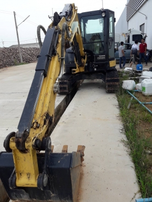 รถแทร็กเตอร์ รถแทร็กเตอร์