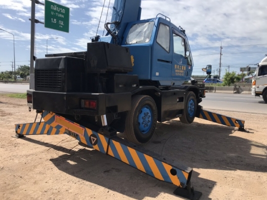 ขายรถเครน TADANO TR100M-1 (ขนาด 10 ตัน) ปี 1997 นำเข้าเองจากญี่ปุ่น สภาพสวยพร้อมใช้ มีVDOการทำงานครับ