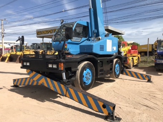 ขายรถเครน TADANO TR100M-1 (ขนาด 10 ตัน) ปี 1997 นำเข้าเองจากญี่ปุ่น สภาพสวยพร้อมใช้ มีVDOการทำงานครับ