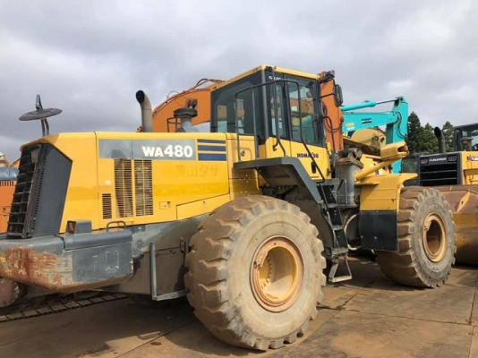 ขายรถตักล้อยาง KOMATSU WA480-6 นำเข้าเองจากญี่ปุ่น สภาพสวยพร้อมใช้ ถึงเร็วๆนี้ครับ