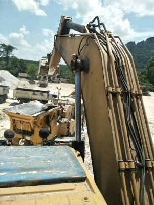 ขายKOMATSU PC200-7 เอกสารเล่มทะเบียนราคา 850,000 ขายKOMATSU PC200-7 เอกสารเล่มทะเบียนราคา 850,000