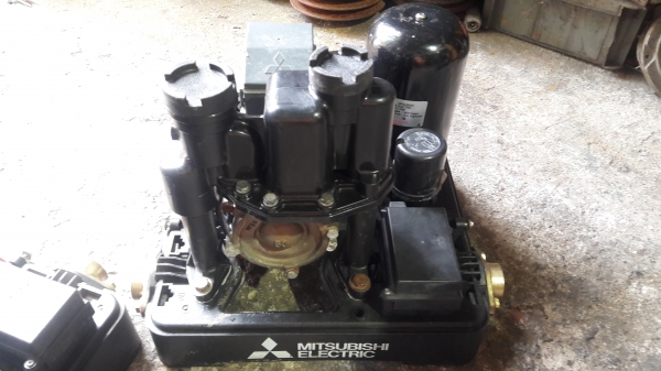 ขาย !! ปั้มน้ำแรงดันคงที่.มิตซู.ขนาด300w.พร้อมใช้งาน ขาย !! ปั้มน้ำแรงดันคงที่.มิตซู.ขนาด300w.พร้อมใช้งาน