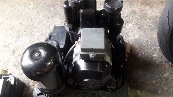 ขาย !! ปั้มน้ำแรงดันคงที่.มิตซู.ขนาด300w.พร้อมใช้งาน ขาย !! ปั้มน้ำแรงดันคงที่.มิตซู.ขนาด300w.พร้อมใช้งาน