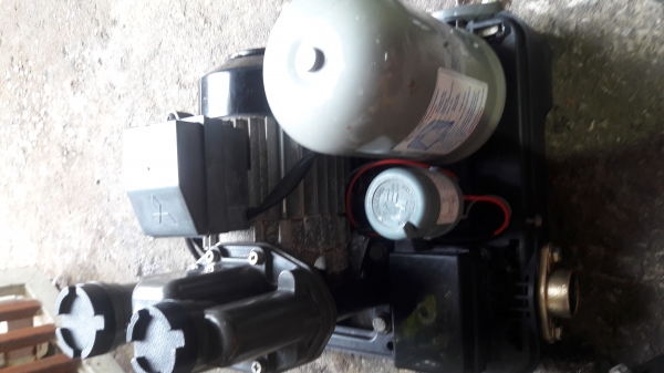 ขาย !! ปั้มน้ำแรงดันคงที่.มิตซู.ขนาด300w.พร้อมใช้งาน (ไม่มีฝาครอบ) ขาย !! ปั้มน้ำแรงดันคงที่.มิตซู.ขนาด300w.พร้อมใช้งาน (ไม่มีฝาครอบ)