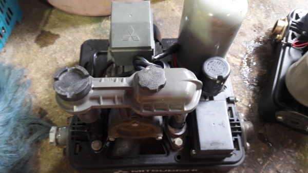 ขาย !! ปั้มน้ำแรงดันคงที่.มิตซู.ขนาด150w.พร้อมใช้งาน (ไม่มีฝาครอบ)