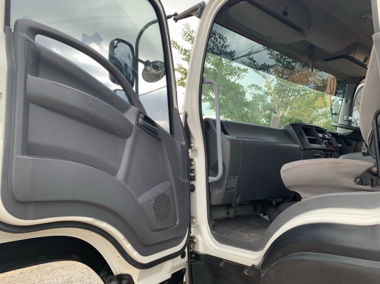 ขาย ISUZU GXZ 360 แรงม้า ปี 59 รถสวยพร้อมใช้งาน เอกสารพร้อมโอน สนใจติดต่อเรา ดำสุโขทัย โทร 089-70879