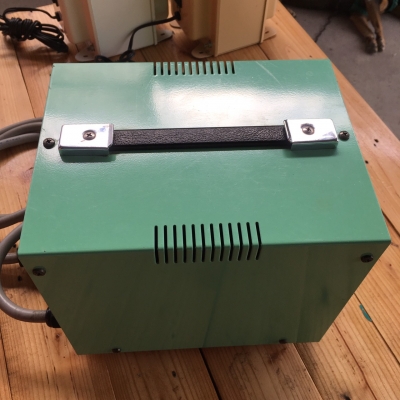 หม้อแปลงไฟจาก 220v ==&gt; 100v ขนาด 3,000w ของ NISSYO (Japan)