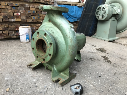 ขายปั๊มน้ำหอยโข่ง Torishima pump ขนาดเข้า 4นิ้ว ออก 3นิ้ว made in Japan ใบเหล็กหล่อ สภาพสวยใหม่มาก พร้อมใช้งาน