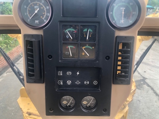 รถเกรด Cat140H-2ZK ปี 2002 พร้อมสแกนริฟาย มาใหม่ พร้อมใช่้