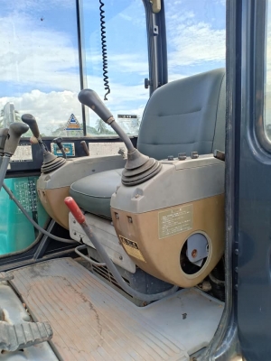 ขายจ้า..KOBELCO SK045 เก่านอกแท้  เดิมๆๆ เครื่องปั๊มดี  6,xxxชัวโมง พร้อมใช้  โทร 089-3818694 จ๊อย