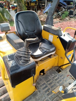 ขายจ้า..KOMATSU D20P-7E เก่านอกแท้  สภาพสวย  เดิมๆๆ  พร้อมใช้  โทร 089-3818694จ๊อย