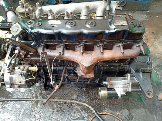 เครื่องอิซูซุ 6BG1 ปั๊มลม สวยๆราคาไม่แพง