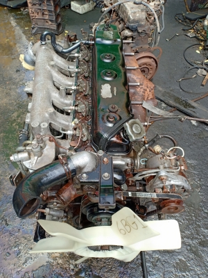 เครื่องอิซูซุ 6BG1 ปั๊มลม สวยๆราคาไม่แพง