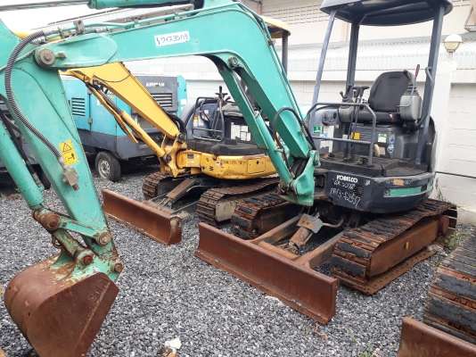 KOBELCO : SK30SR-3E