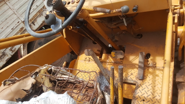 ขาย รถตัก KOMATSU SD10-2 รถใช้งานได้ เครื่องมีไอหน่อยครับ