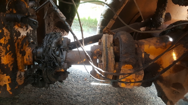 ขาย รถตัก KOMATSU SD10-2 รถใช้งานได้ เครื่องมีไอหน่อยครับ