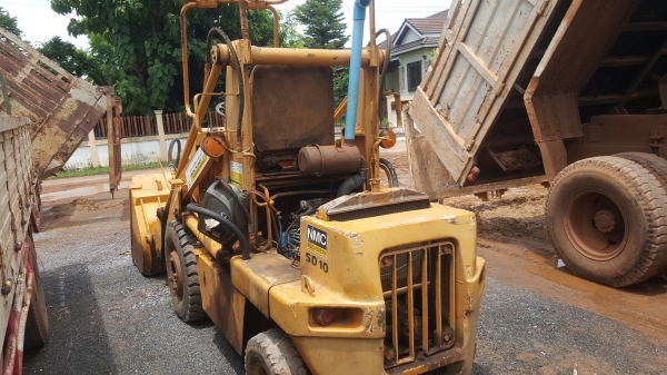 ขาย รถตัก KOMATSU SD10-2 รถใช้งานได้ เครื่องมีไอหน่อยครับ