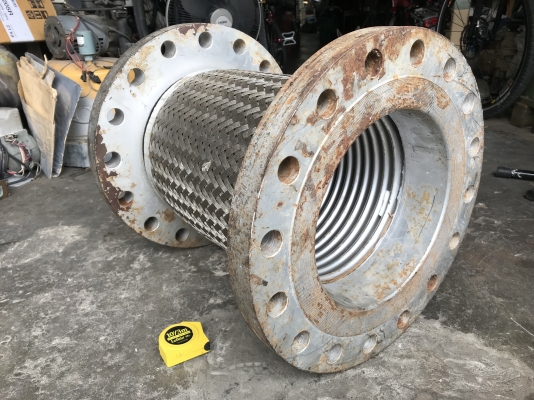 ขายข้ออ่อน-ข้องอกันสะบัด สแตนเลส Tozen made in Japan ขนาด 10นิ้ว ของใหม่เก่าเก็บ ไม่เคยใช้งาน