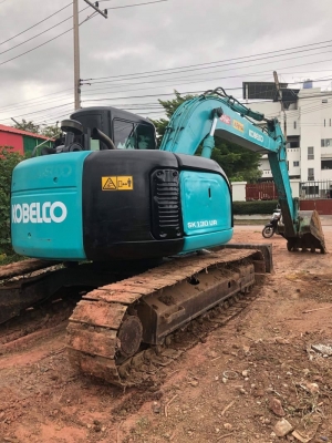 KOBELCO SK 130UR