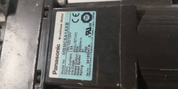 700 บ.ส่งถึงบ้านฟรี โทร 083-2000058 LINE ID: line832923 Brushless Motor มีเกียร์ทดส่วนหัว 1 :15 ยี่ห้อ PANASONIC (ชิ้นงานนี้มีเฉพาะตามภาพ) 700 บ.ส่งถึงบ้านฟรี โทร 083-2000058 LINE ID: line832923 Brushless Motor มีเกียร์ทดส่วนหัว 1 :15 ยี่ห้อ PANASONIC (ชิ้นงานนี้มีเฉพาะตามภาพ)