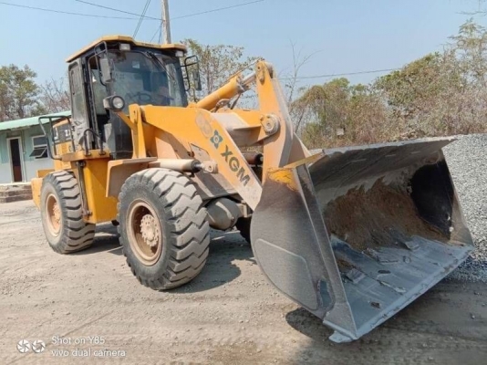 มาใหม่ อีกคัน 465,000 รถตักล้อยาง  XGMA XG932III. ทำงาน 9236 ชม. สภาพพร้อมใช้ เอกสารทะเบียน  รถอยู่  อุดรธานี  โทร 0610710295  สนใจ รายการสินค้า อื่นๆ ที่ เว็ปไชค์ Truck2Hand https://www.truck2hand.com/index.php?actions=content/search&amp;member_id=136193