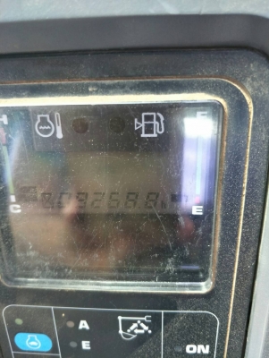 ขาย KOMATSU PC200-7 ไฟครบเอกสารเล่มทะเบียนราคา 1,200,000