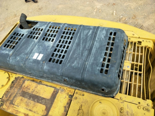 ขาย KOMATSU PC200-7 ไฟครบเอกสารเล่มทะเบียนราคา 1,200,000 ขาย KOMATSU PC200-7 ไฟครบเอกสารเล่มทะเบียนราคา 1,200,000