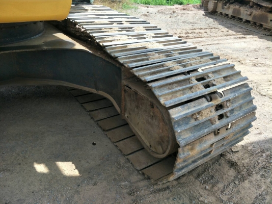มีVDOขาย KOMATSU PC200-7 เอกสารเล่มทะเบียนราคา 1,200,000