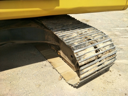 มีVDOขาย KOMATSU PC200-7 เอกสารเล่มทะเบียนราคา 1,200,000
