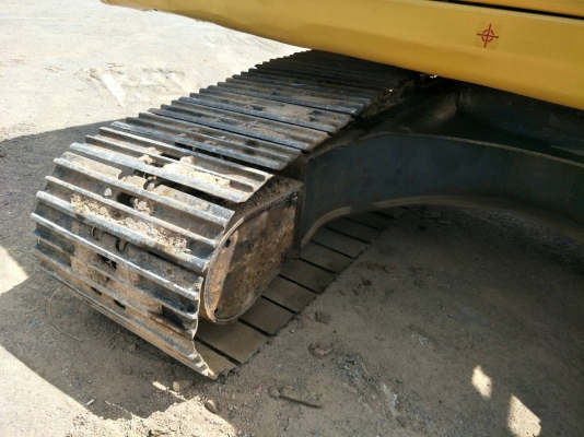 มีVDOขาย KOMATSU PC200-7 เอกสารเล่มทะเบียนราคา 1,200,000