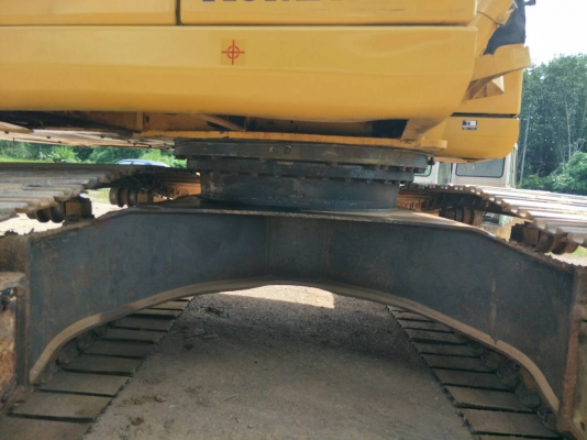 มีVDOขาย KOMATSU PC200-7 เอกสารเล่มทะเบียนราคา 1,200,000