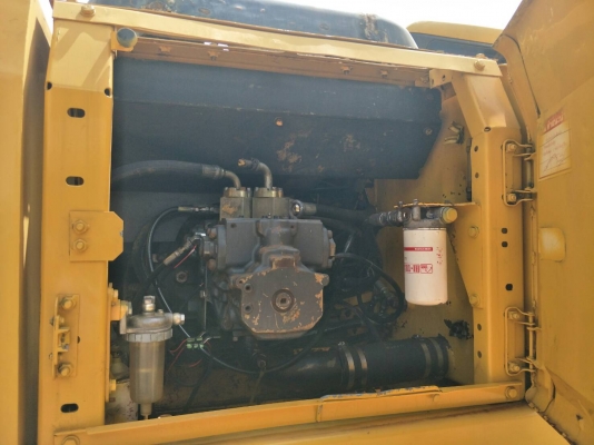 มีVDOขาย KOMATSU PC200-7 เอกสารเล่มทะเบียนราคา 1,200,000