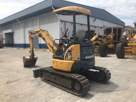 รถขุดนำเข้าญี่ปุ่น PC30MR-2  ปี2007  1,213ชม ครับ