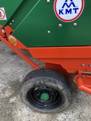 เครื่องอัดฟาง KMT มือสอง