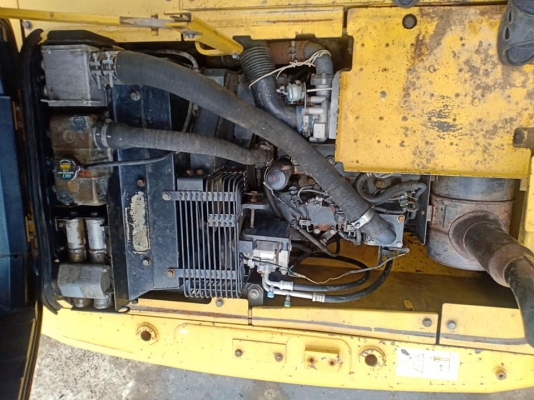 ขายจ้า..KOMATSU PC130-8 เก่าใน  สภาพสวย เดิมๆๆ  แทรคใหญ่ เอกสารเล่มทะเบียน พร้อมใช้  โทร 089-3818694 จ๊อย