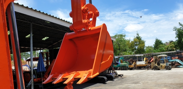 ขาย รถขุด HITACHI รุ่น EX30-2- มือสองญี่ปุ่น คอนโทรลสั้น  แทรกเหล็ก  สลัก บูทเอวแน่น 100\% สวยพร้อมใช้งาน มือถือ 0818753444