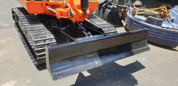 ขาย รถขุด HITACHI รุ่น EX30-2- มือสองญี่ปุ่น คอนโทรลสั้น  แทรกเหล็ก  สลัก บูทเอวแน่น 100\% สวยพร้อมใช้งาน มือถือ 0818753444