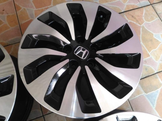 ล้อแม็กแท้ Honda Accord G9 Hybrid ขอบ 17*7.5,ET55,5h114.3 สภาพสวย ขายถูกๆ ทั้งชุด 13,900.-/ ใส่ฟรี รับเทิร์น รับบัตรเครดิตทุกธนาคาร ส่งได้ทั่วไทย