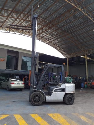 ขายรถฟอร์คลิฟท์คุณภาพดีพร้อมใช้งาน Nissan ug1f2a30du