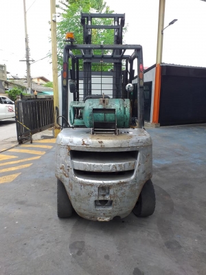 ขายรถฟอร์คลิฟท์คุณภาพดีพร้อมใช้งาน Nissan ug1f2a30du