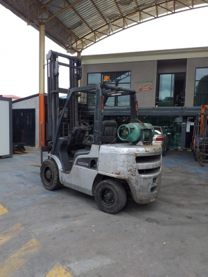 ขายรถฟอร์คลิฟท์คุณภาพดีพร้อมใช้งาน Nissan ug1f2a30du