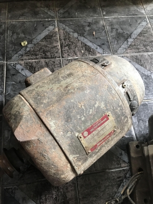 มอเตอร์แปลงถ่าน 1 แรง ไฟบ้าน220V. มอเตอร์แปลงถ่าน 1 แรง ไฟบ้าน220V.