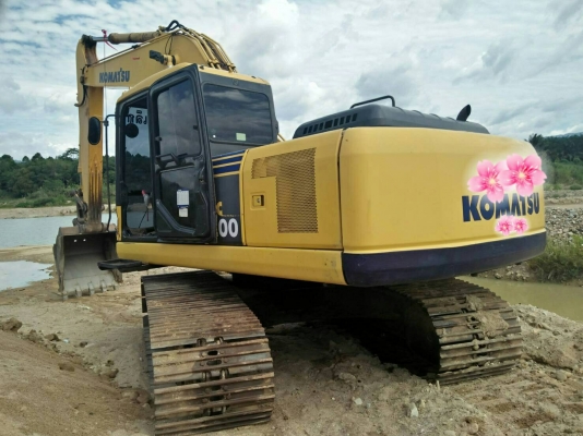 ขายKOMATSU SK200-7 ไฟเต็มเอกสารเล่มทะเบียนราคา 900,000 ขายKOMATSU SK200-7 ไฟเต็มเอกสารเล่มทะเบียนราคา 900,000