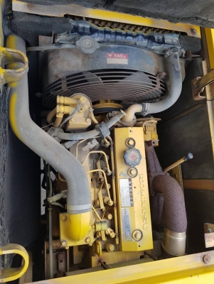 ขาย KOMATSU  PC60-6#37823 จากญี่ปุ่น ไม่เคยใช้ในไทย เดิมๆ บอดี้สวย ช่วงล่างเต็ม ระบบดี
