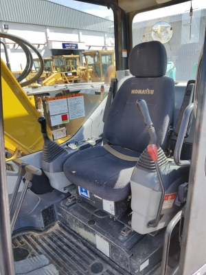 ขายแบคโฮ KOMATSU  PC128US-2E1 จากญี่ปุ่น เดิมๆ100\% ไม่เคยใช้ในไทย