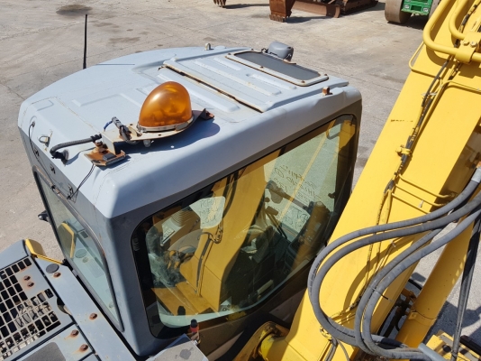 ขายแบคโฮ KOMATSU  PC128US-2E1 จากญี่ปุ่น เดิมๆ100\% ไม่เคยใช้ในไทย