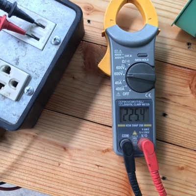 หม้อแปลงไฟจาก 220v ==&gt; 100v ขนาด 1,100w ของ NISSYO (Japan) รุ่น SK-1100E